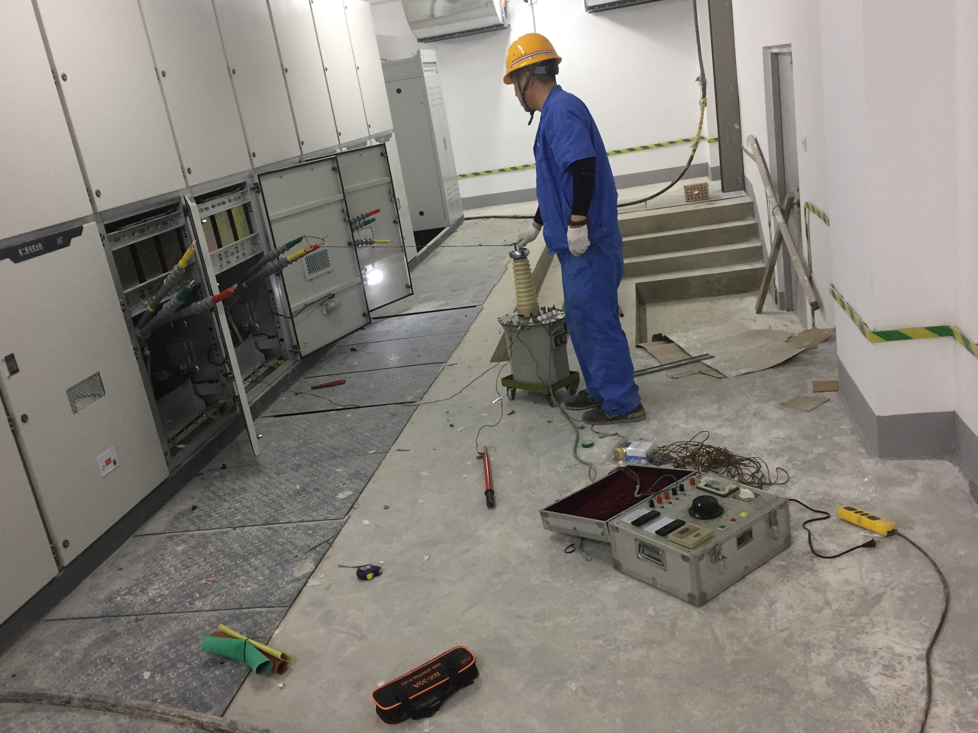 長安大學科技園設備安裝現場